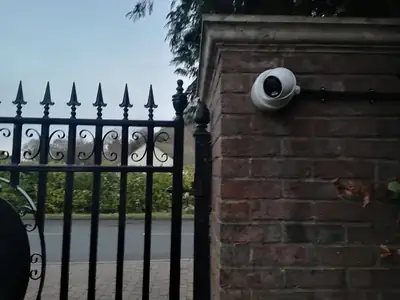 Barton-le-Clay security view 2